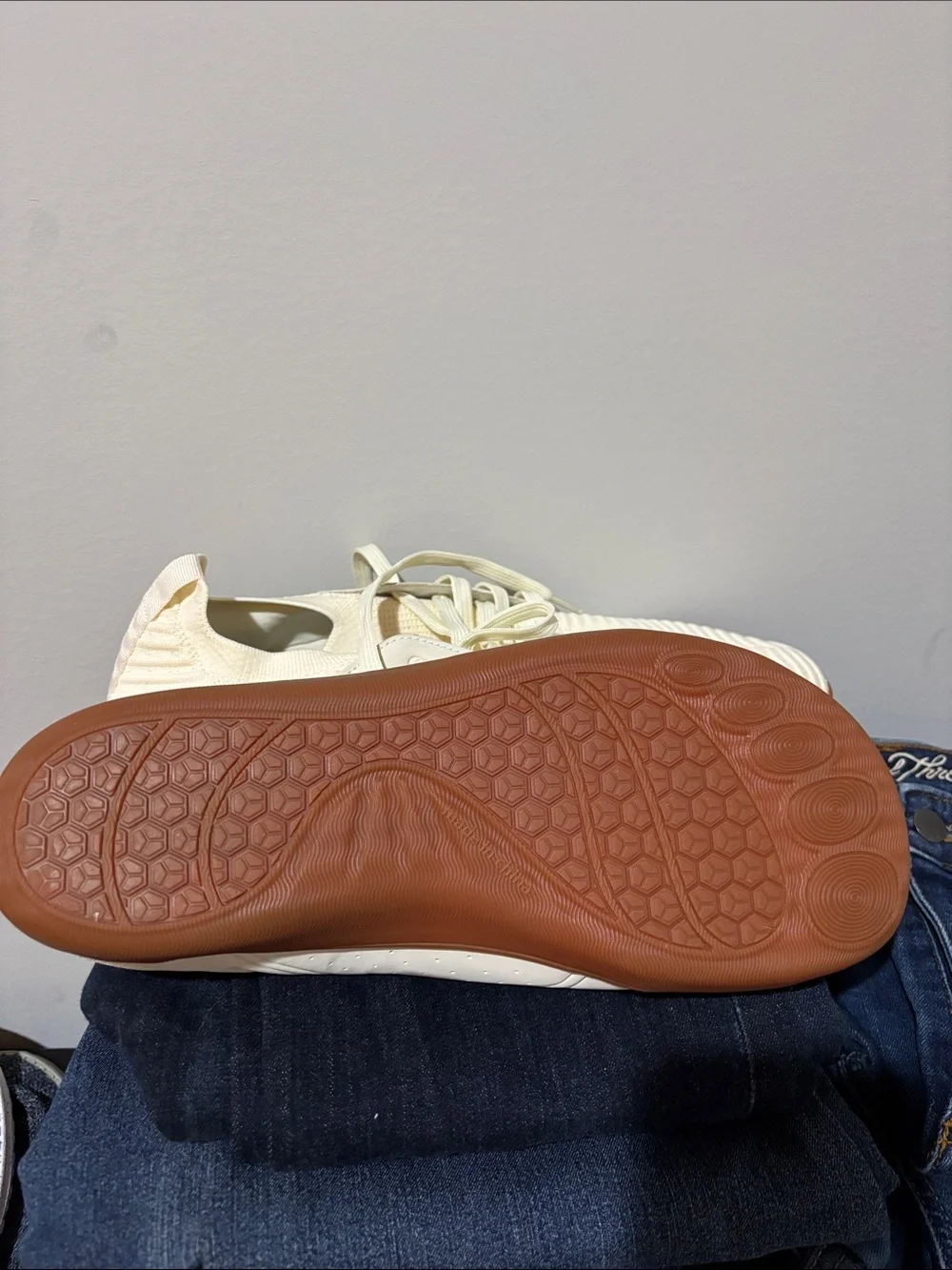 Men’s Cream Knit Sneakers